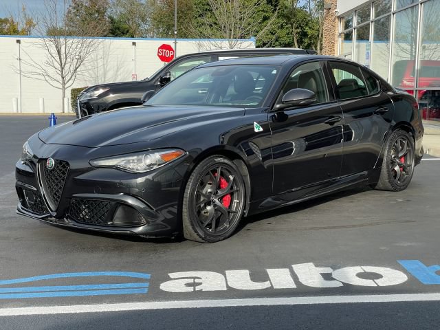 Used 2021 Alfa Romeo Giulia Quadrifoglio RWD image 9