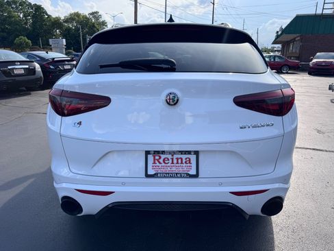 Used 2023 Alfa Romeo Stelvio Veloce AWD/4WD image 10