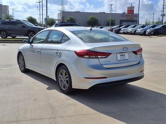 Used 2018 Hyundai Elantra SEL video 2