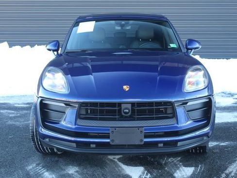 Used 2022 Porsche Macan image 11