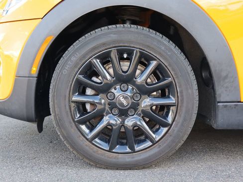 Used 2016 MINI Cooper 4-Door Hardtop FWD image 23