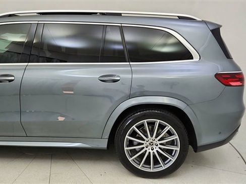 Used 2025 Mercedes-Benz GLS 450 GLS 450 image 10