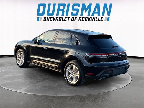 Used 2022 Porsche Macan image 4