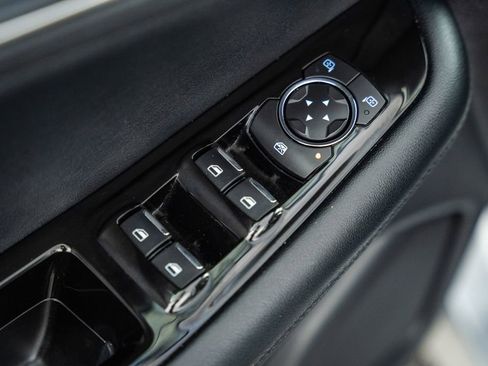 Used 2020 Ford Edge SEL w/ Convenience Package image 37