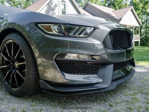Used 2015 Ford Mustang Shelby GT350 RWD image 50