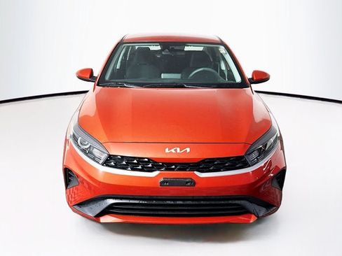 Used 2023 Kia Forte LXS FWD image 2