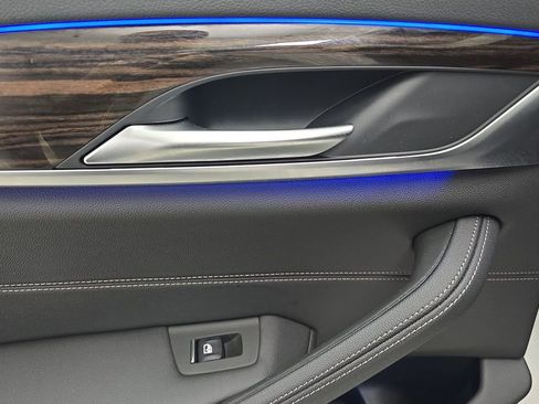 Certified 2022 BMW 530i xDrive 530i xDrive w/ M Sport Package image 26