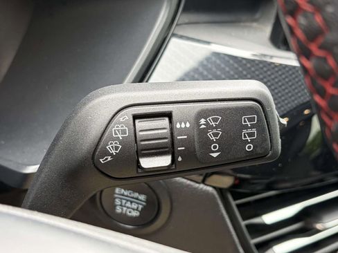 Used 2025 Ford Escape ST-Line AWD/4WD image 31