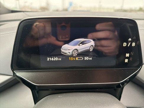 Used 2024 Volkswagen ID.4 Pro S image 8