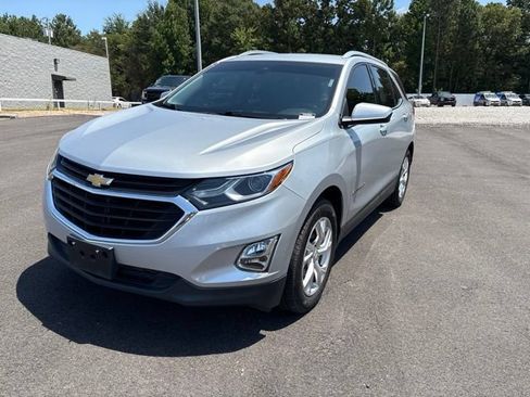 Used 2020 Chevrolet Equinox LT FWD image 4