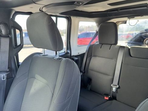 Used 2020 Jeep Wrangler Unlimited Sport S image 46