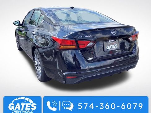 Used 2025 Nissan Altima 2.5 SV image 7