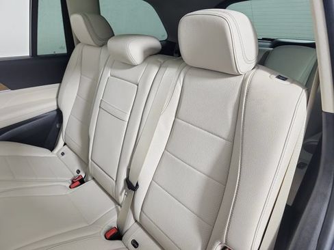 Used 2021 Mercedes-Benz GLS 450 4MATIC image 13