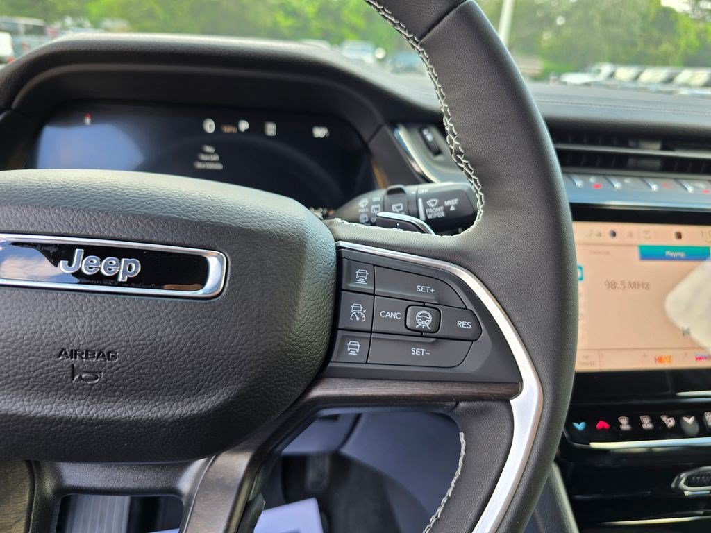 New 2027 Jeep Grand Cherokee Limited w/ Technology Group II AWD/4WD image 20