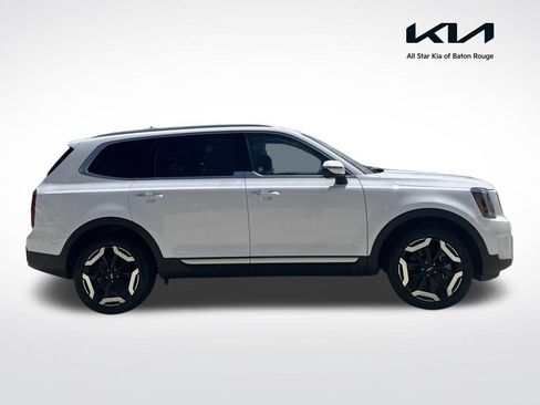 Used 2025 Kia Telluride S FWD image 1