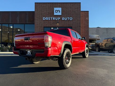 Used 2017 Toyota Tacoma TRD Pro image 8