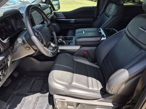 Used 2025 Ford F150 Platinum w/ FX4 Off-Road Package AWD/4WD image 14