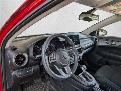 Used 2021 Kia Forte LXS FWD image 9