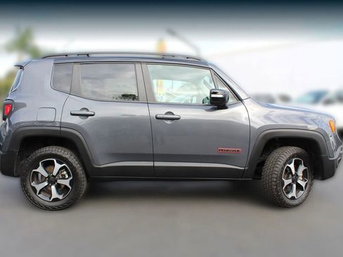 Used 2022 Jeep Renegade Trailhawk image 6