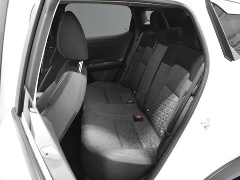 Certified 2025 Nissan Kicks SV AWD/4WD image 27
