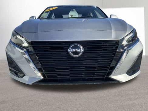 Certified 2023 Nissan Altima 2.5 SV image 35