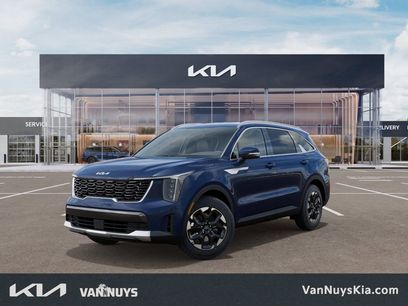 New 2025 Kia Sorento S