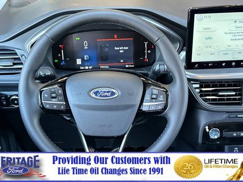 New 2025 Ford Escape SE image 14