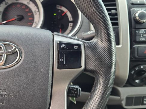 Used 2012 Toyota Tacoma PreRunner w/ SR5 Pkg RWD image 25