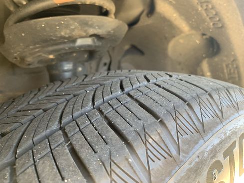 Used 2025 Lexus RX 350 Premium w/ Accessory Package (Z1) image 12