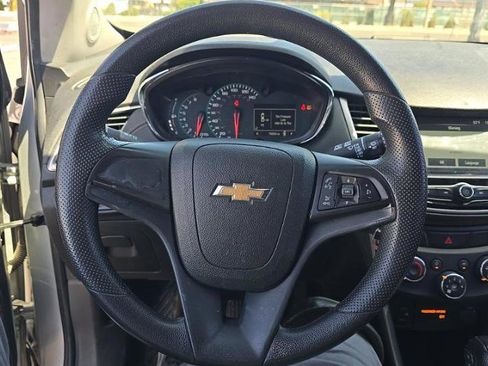 Used 2017 Chevrolet Trax LS w/ LPO, Protection Package FWD image 10