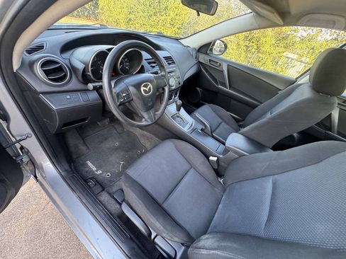 Used 2011 MAZDA MAZDA3 i Sport FWD image 10