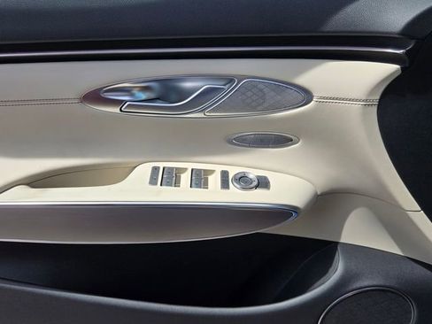 New 2026 Genesis GV70 2.5T Select AWD/4WD image 15