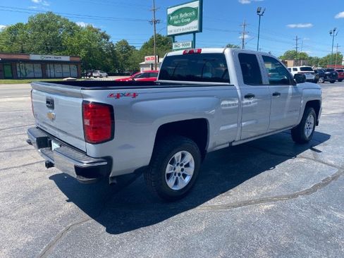 Used 2017 Chevrolet Silverado 1500 W/T w/ WT Convenience Package AWD/4WD image 6