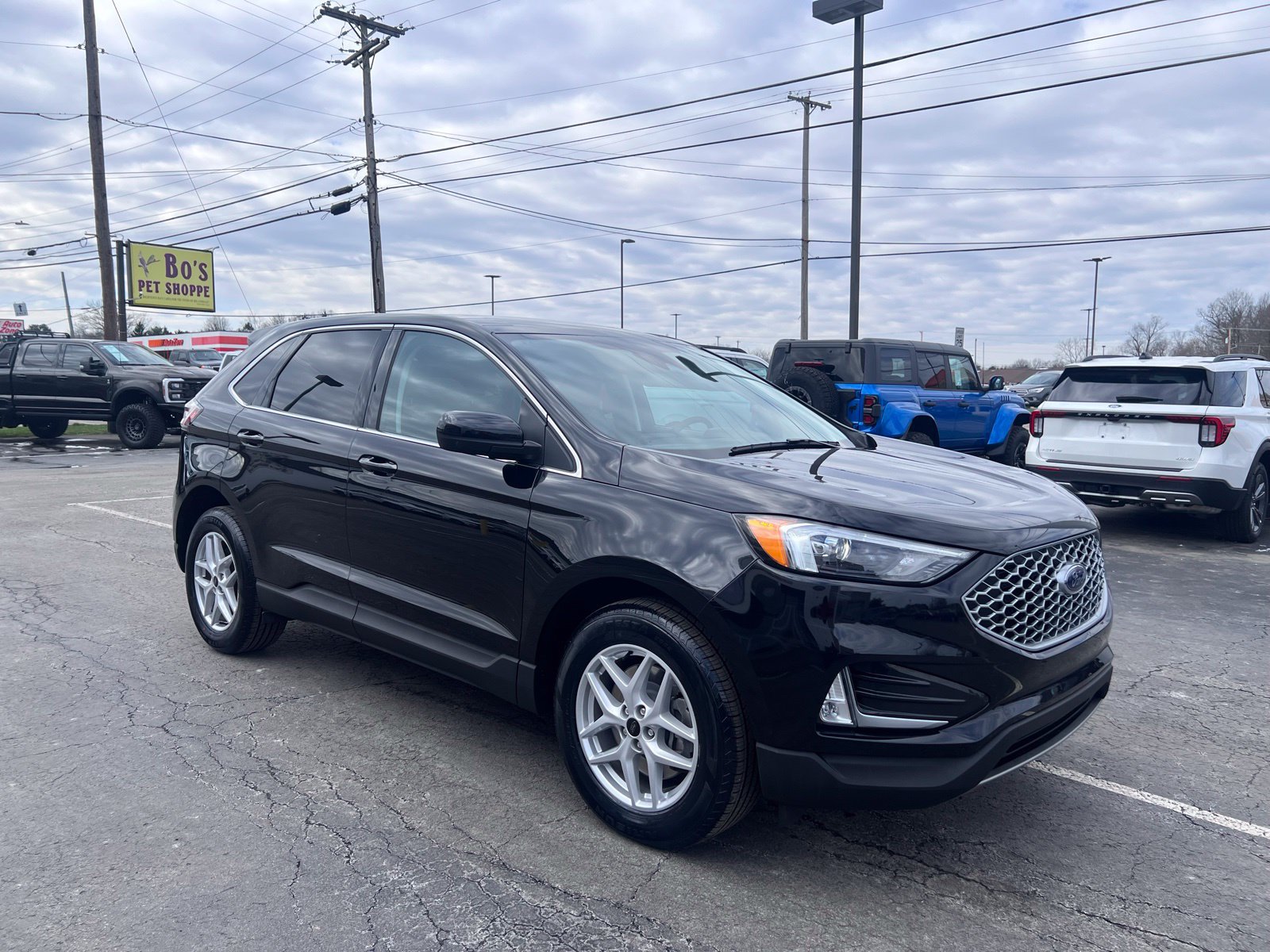 Used 2023 Ford Edge SEL w/ Convenience Package AWD/4WD image 9