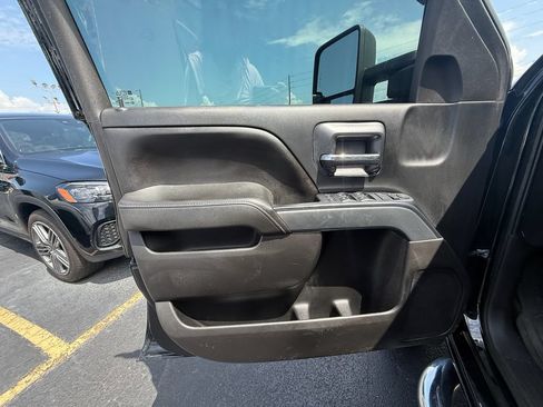 Used 2016 Chevrolet Silverado 2500 LT w/ LT Convenience Package AWD/4WD image 11