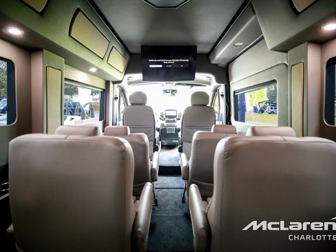 Used 2023 RAM ProMaster 2500 w/ Driver Convenience Group FWD image 25
