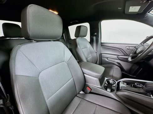 Used 2023 Chevrolet Colorado Trail Boss w/ Advanced Trailering Package image 27