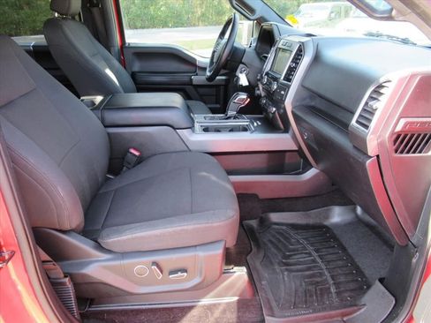 Used 2016 Ford F150 XLT w/ Equipment Group 302A Luxury image 11