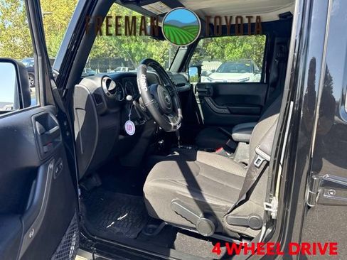 Used 2017 Jeep Wrangler Unlimited Sport w/ Quick Order Package 24S AWD/4WD image 7