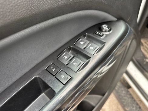 Used 2020 Chevrolet Colorado Z71 image 44