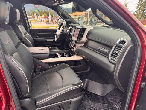 Used 2019 RAM 2500 Laramie AWD/4WD image 16