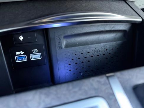 Used 2024 Genesis G80 image 22