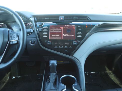 Certified 2020 Toyota Camry XLE image 13