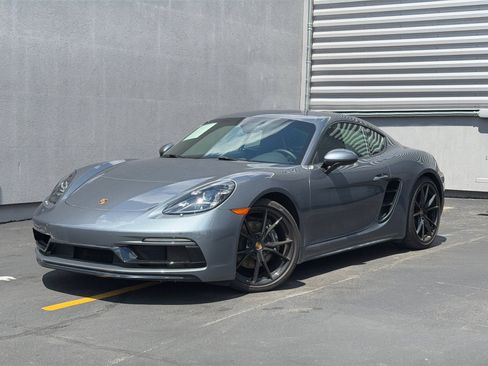 Certified 2025 Porsche 718 Cayman RWD image 1