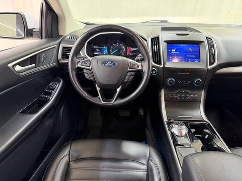Used 2020 Ford Edge SEL w/ Cold Weather Package AWD/4WD image 29