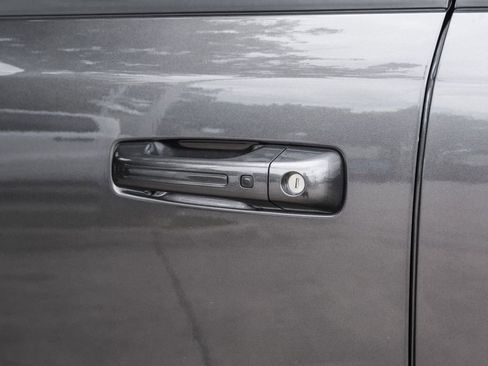 Used 2023 RAM 1500 Laramie AWD/4WD image 54