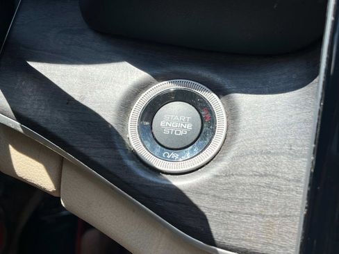 Used 2022 Jeep Grand Cherokee L Limited image 38