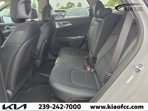 New 2026 Kia Sportage SX FWD image 12
