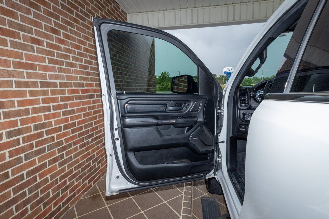 Used 2019 RAM 1500 Limited AWD/4WD image 11