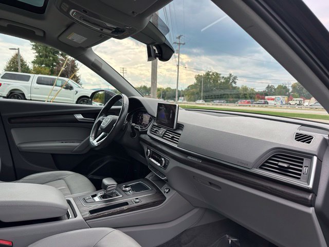Used 2020 Audi Q5 2.0T Premium Plus AWD/4WD image 25